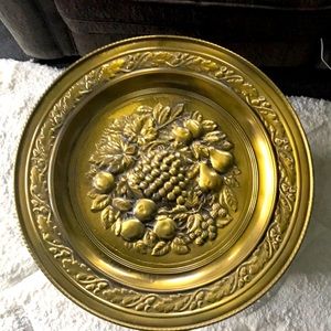 23” brass wall hanging. Excellent condition, like new